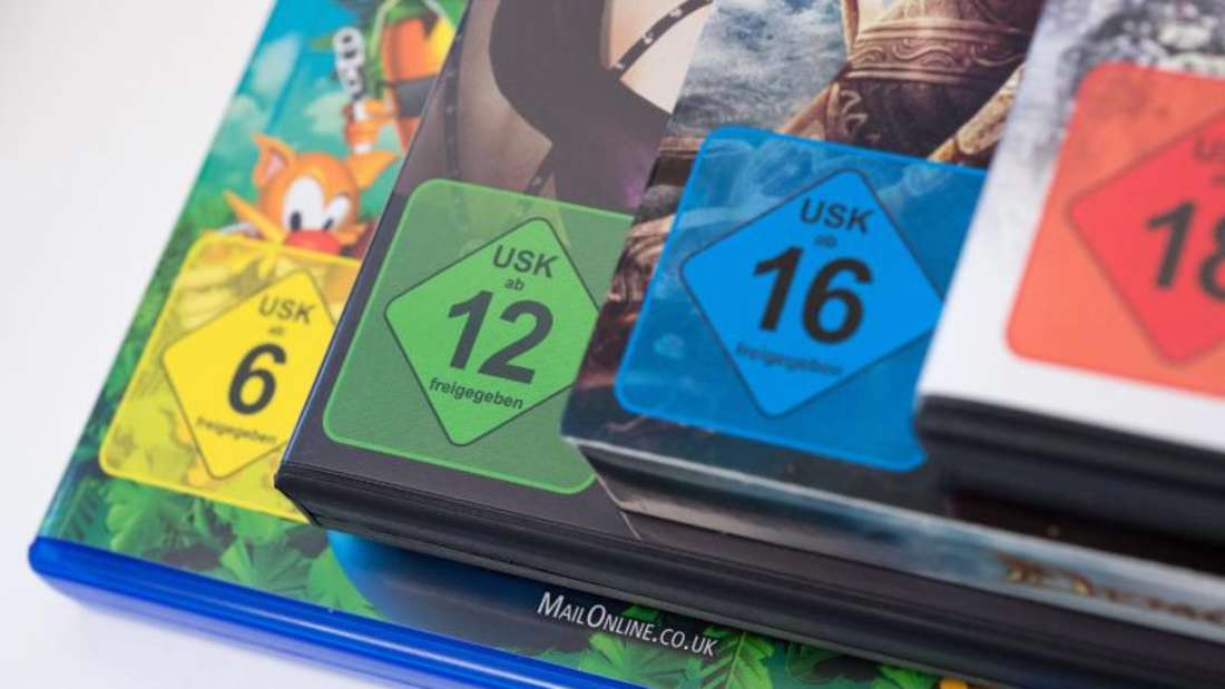 The age ratings of the entertainment software self-control (USK) on the game sleeves give parents an idea of ​​whether a game is suitable for their offspring.  Photo: Andrea Warnecke